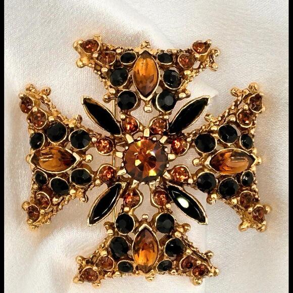 Vintage Florenza Maltese Cross Brooch [COPY]